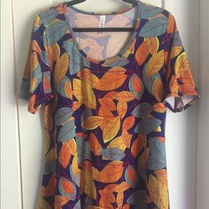 Lularoe perfect tee